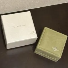 ヴァンクリ ヴァンクリーフ＆アーペル ピアス　イヤリング 空箱 ボックス