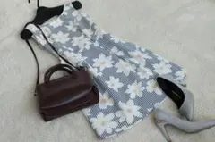 美品 LD prime 花柄×ストライプ タック春物ワンピースのサムネイル