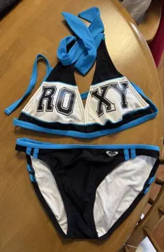 ロキシー　水着のサムネイル