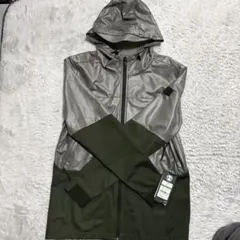 Under Armour フード付き