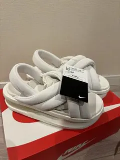 24cm エアマックス アイラ FJ5929-100 サンダル ホワイト