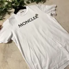 美品☆ モンクレール 文字ロゴ ワッペン 白 M Tシャツ 国内正規品 5S63
