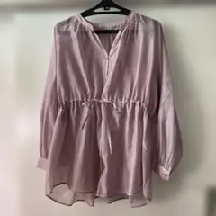 薄いピンク　長袖ブラウス M 新品