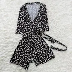 ダイアンフォンファステンバーグ　ラップワンピース　Sサイズ　シルク　総柄