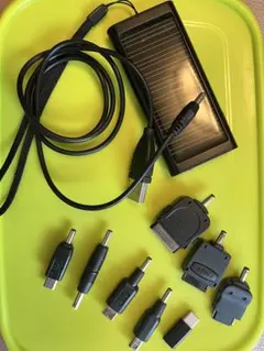 ソーラー充電器　兼　携帯カイロとケーブルセット