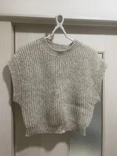 la peau de gem. ラポドゥジェム　リブ編み ニットベスト ベージュ