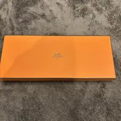 HERMES ギフトボックス リボン