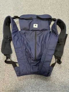 抱っこ紐　サンクマニエルキューブ