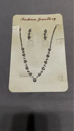 ピアス　ネックレス　セット　ウェディング