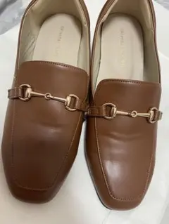 【美品】跳べるパンプス　ローファー