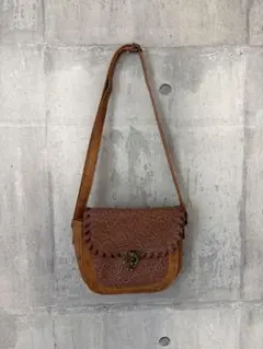 花柄エンボスショルダーバッグ