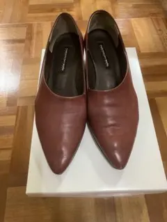 RABOKIGOSHI worksパンプス。ワイン色。サイズ23。