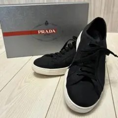 PRADA プラダ ローカット スニーカー ロゴ刻印 ブラック 箱付き 27.5のサムネイル