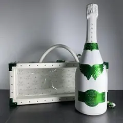 Item thumbnail for item 0e50eb1e-0872-4fbf-af81-aa24307d59ca