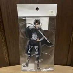進撃の巨人　リヴァイ　アクリルスタンド　マルイ