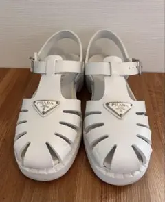 【美品】Prada ラバー　プラットフォームサンダルのサムネイル