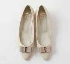 ダイアナ　晴雨兼用ローヒールパンプス　24.5 アイボリー