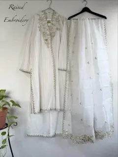 Item thumbnail for item 3eb0af11-c891-47d4-9fa4-b06a50e3bdd8