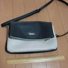 groveショルダーバッグ