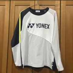 YONEX 長袖トレーナー　Mサイズ