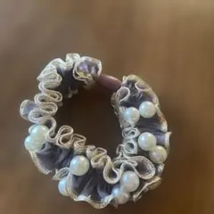 フリル付きパールヘアゴム