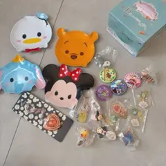 ディズニー　一番くじ　刺繍缶バッジ　キーホルダー　詰め合わせ