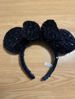 ディズニー　カチューシャ　ネイビー　スパンコール