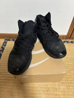 アシックス バスケットシューズ