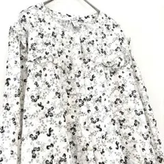 オールドネイビー 花柄 フリル ブラウス シャツ 長袖 白 黒 XL トップスのサムネイル