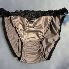 fran de lingerie ブラウン　ショーツ　サテン　シルク　希少のサムネイル