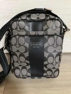 COACH(コーチ) ショルダーバッグ　モノグラム　黒　美品