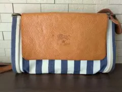 IL BISONTE　ショルダーバッグのサムネイル