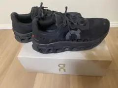 クラウドモンスター スニーカー