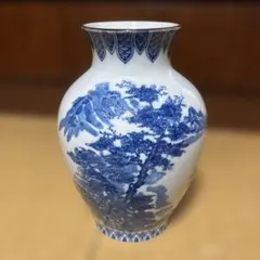 染付 山水画 花瓶 陶器 置物 - メルカリ