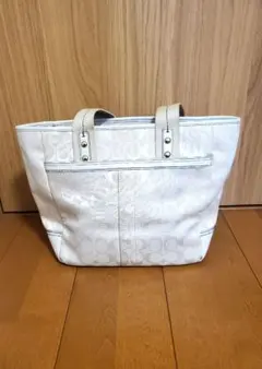 ♪さくらんぼ♪様専用 COACH ショルダーバッグ ホワイト/グリーン