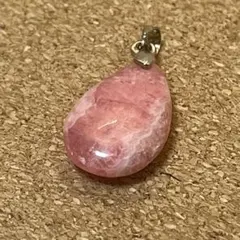 【高品質】インカローズ ペンダントトップ 天然石 パワーストーン 恋愛運