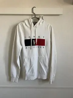 バ*ン様 TOMMY HILFIGER ホワイト パーカー