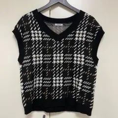 INGNI チェック柄 Vネックニットベスト