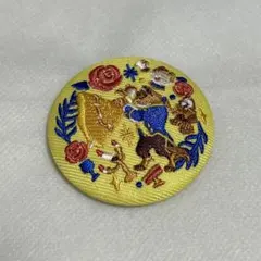 美女と野獣　刺繍缶バッジ　ディズニー