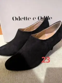 Odette e Odile ブラック　スエードブーティー