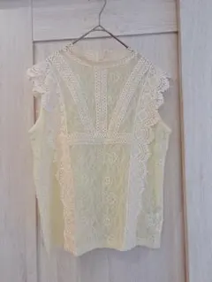 カ*ナ様 レースノースリーブブラウス難あり