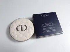 箱付き新品未使用品☆Diorスキン フォーエヴァー ヌード マット フィルター