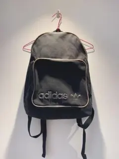 アディダスオリジナルス