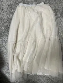 レディース　アイボリー フレアスカート　春　ゴム