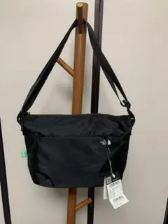 Item thumbnail for item f728d0ed-a1a3-47d0-bbfd-5354672e0b9d