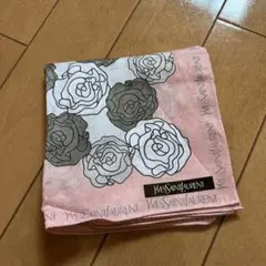 新品未使用　イヴ・サンローラン　ハンカチ　バンダナ　バラ