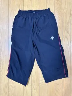 ブラック ショートパンツ