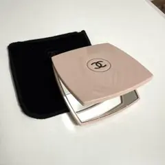 シャネル　CHANELコンパクトダブルミラー バレリーナ 111