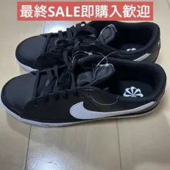 NIKE ブラック/ホワイト スニーカー