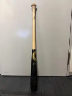 NPB 硬式木製バット 山川穂高選手 西武ライオンズ時代 背番号33番 NPB 硬式木製バット 山川穂高選手 西武ライオンズ時代 背番号33番